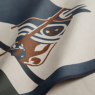 Cheval a la Couverture picnic mat - Blue | Hermès USA